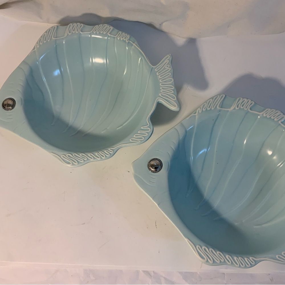 MUD PIE Set Of 2 Light Blue Fish Plates with Metal Eye Set of 2